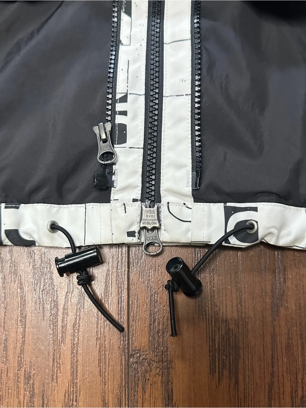 The North Face Broken Grid 1990 Mountain Gore-Tex Jacket men’s XL